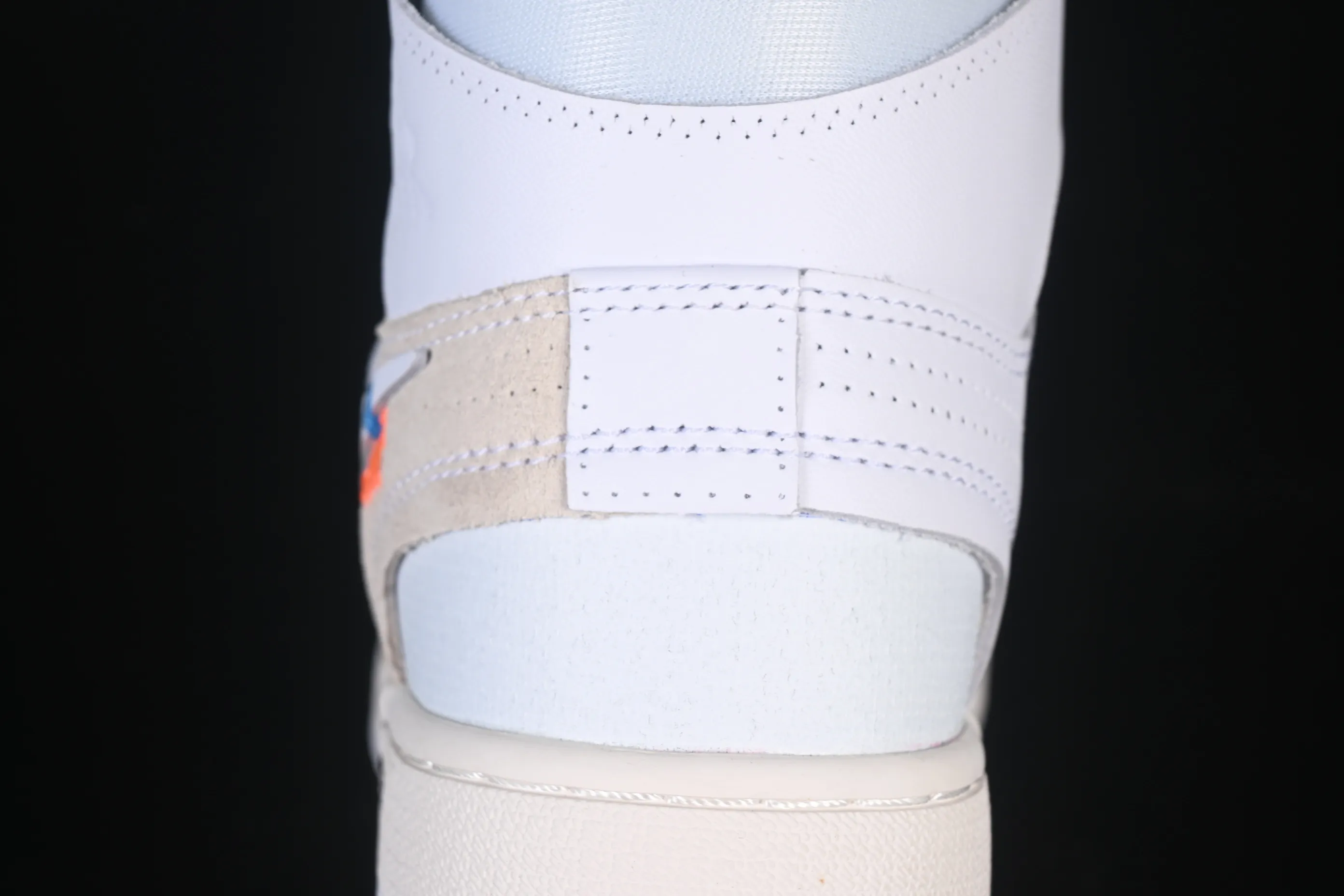 All categories Air Jordan Jordan series basketball shoes Air Jordan 1 High Pure original special offer Off White x Air Jordan OW AJ1 Joe 1 joint all-white high-top basketball shoes AQ0818-100